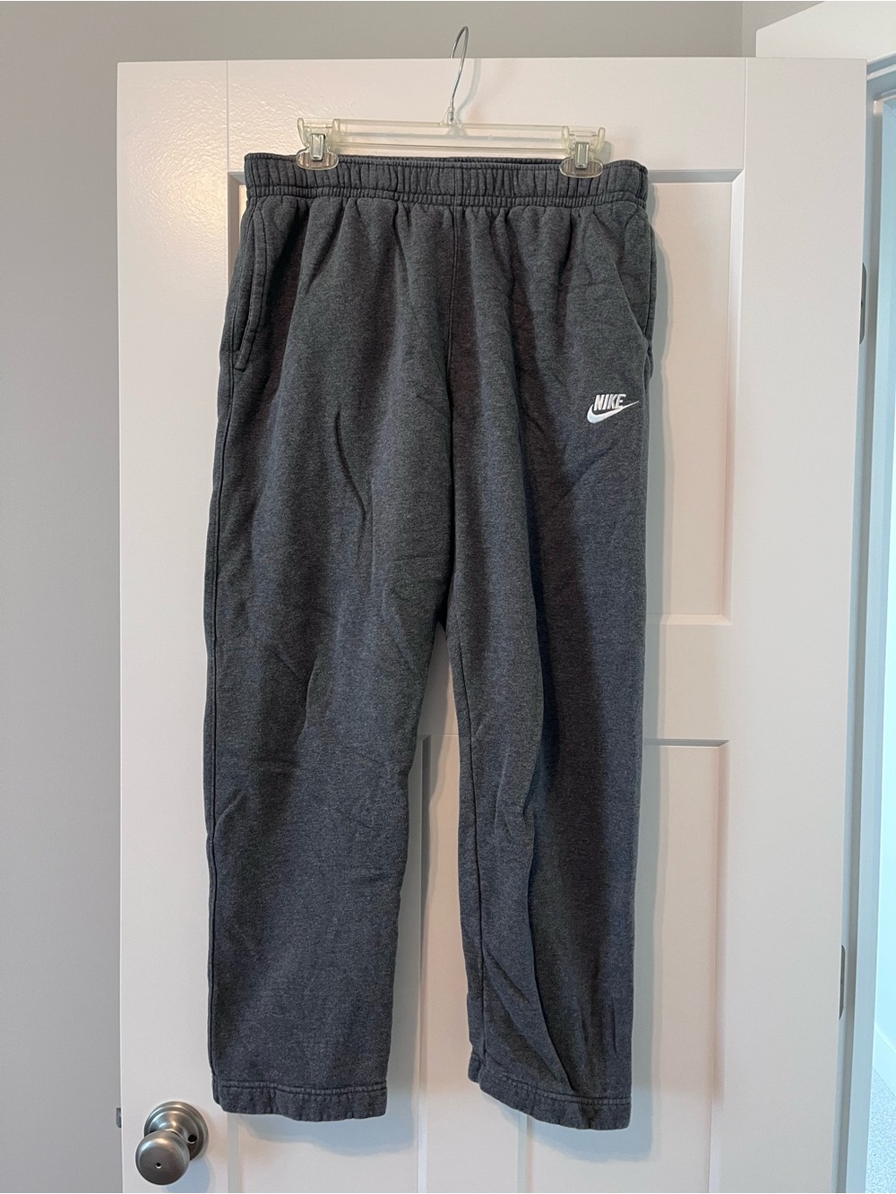 Nike Men’s Charcoal Gray Cotton Sweatpants